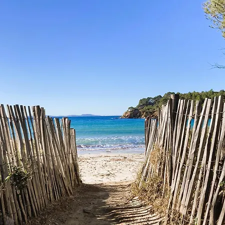 Villa Le Lavandin Maison Pour 4 Personnes Avec Piscine Et Vue Panoramique A Les Maures